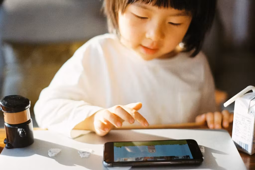 Bebê pode usar celular?
