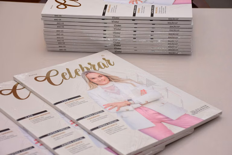 Juliana Saraiva recebe a 22ª edição da Revista Celebrar – foto 50