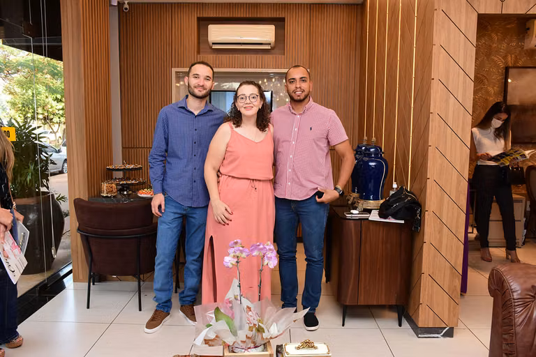 Juliana Saraiva recebe a 22ª edição da Revista Celebrar – foto 65