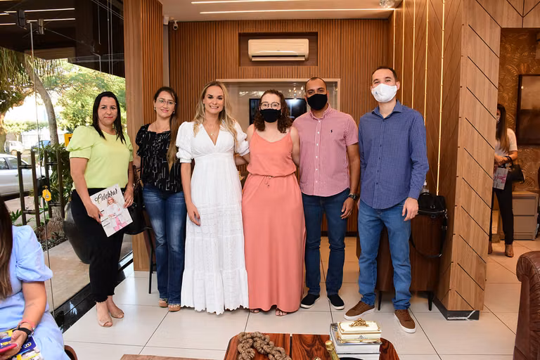Juliana Saraiva recebe a 22ª edição da Revista Celebrar – foto 70