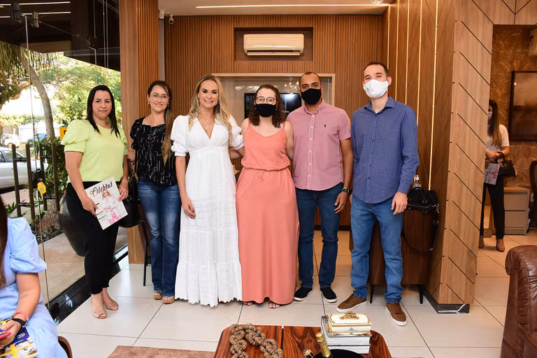 Juliana Saraiva recebe a 22ª edição da Revista Celebrar – foto 72