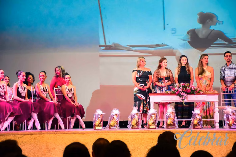 Academia de Dança Maria Ester – foto 52
