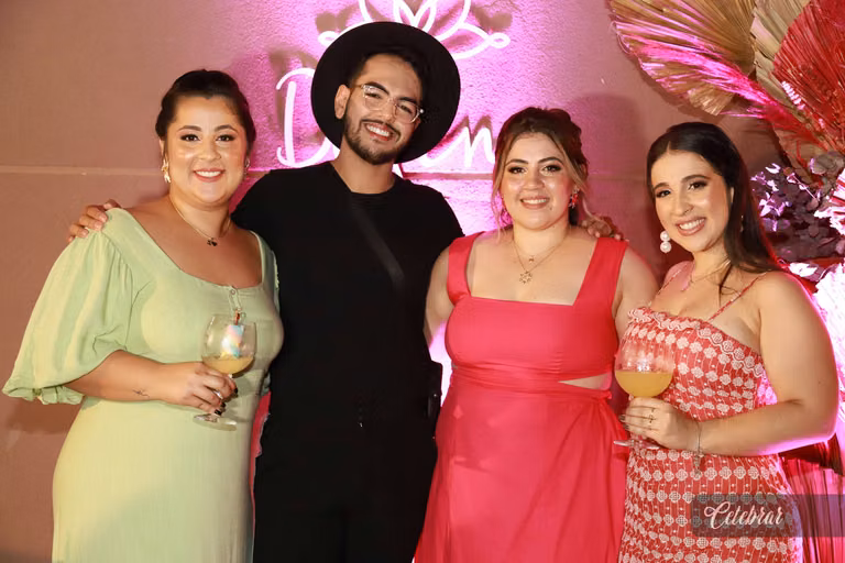 Aniversário de 1 ano da clínica define – foto 79