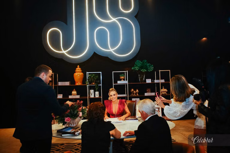 Aniversário e lançamento do livro de juliana saraiva – foto 82