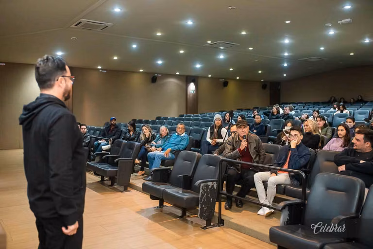 UNIGRAN DECOR -  palestra “Empreendedorismo na Arquitetura” Do arquiteto Júlio Carlos Cervo de David – foto 36