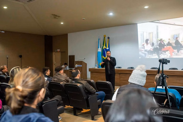 UNIGRAN DECOR -  palestra “Empreendedorismo na Arquitetura” Do arquiteto Júlio Carlos Cervo de David – foto 47