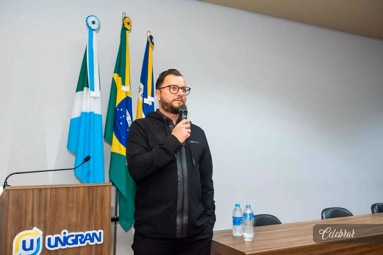 UNIGRAN DECOR -  palestra “Empreendedorismo na Arquitetura” Do arquiteto Júlio Carlos Cervo de David – foto 8