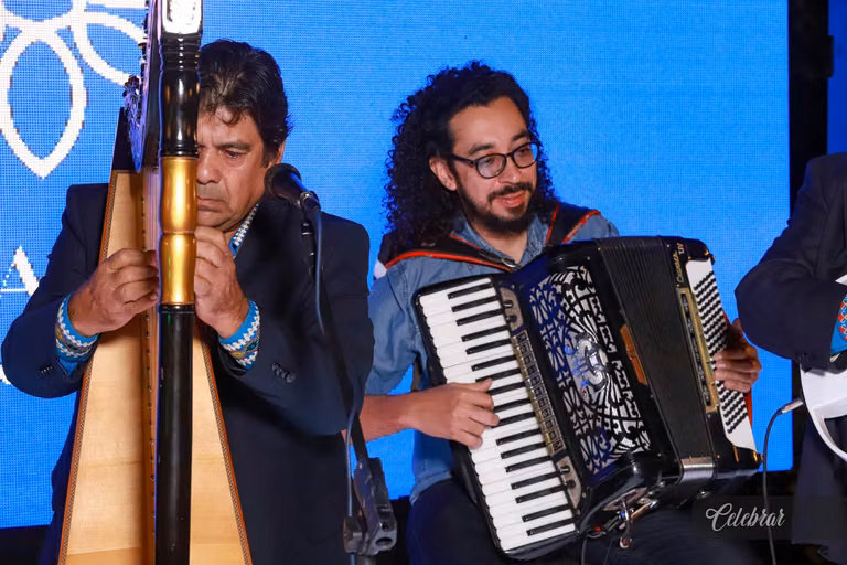 LANÇAMENTO DO SHOW: Um poeta e um violão com Renato Teixeira – foto 85