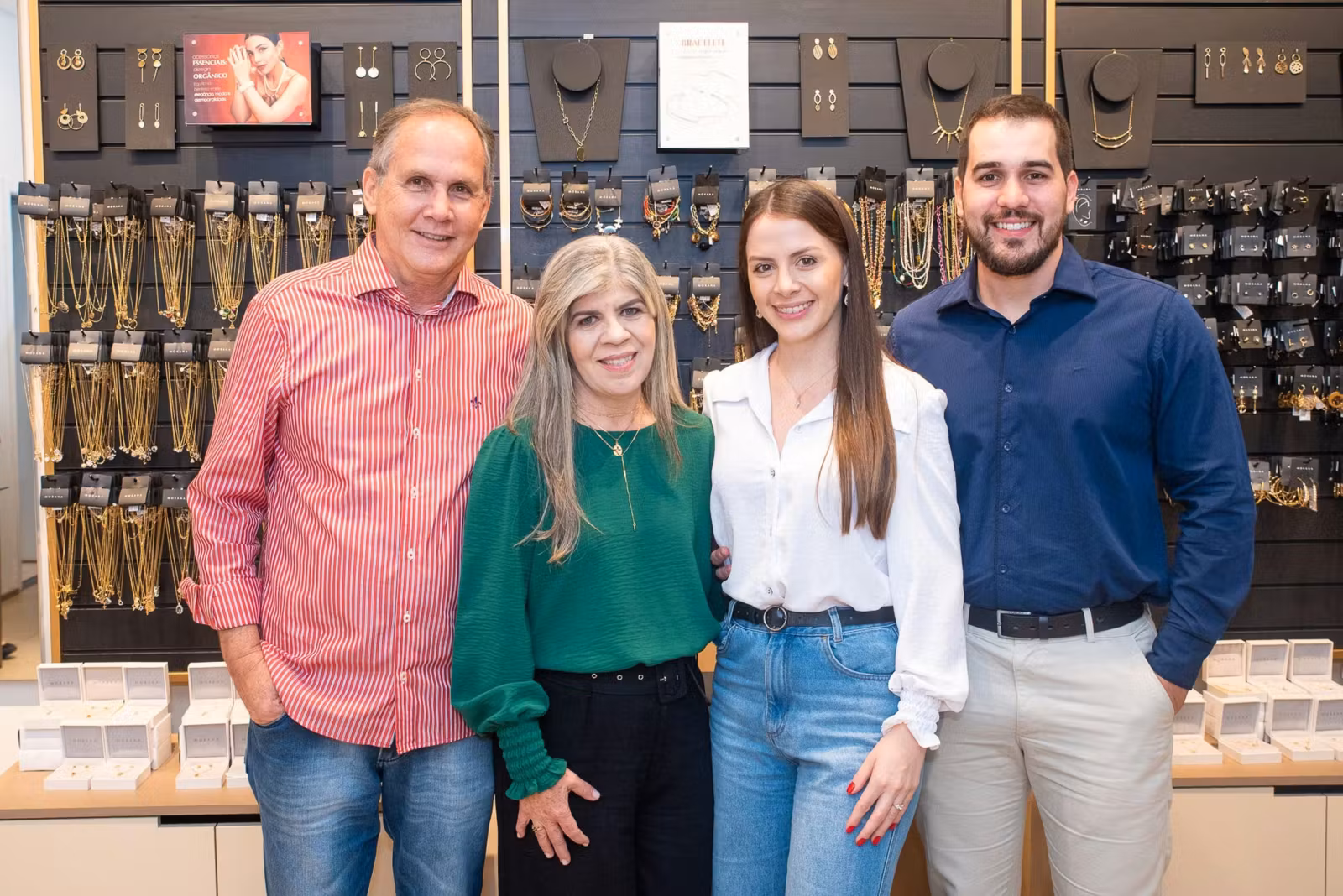 Lançamento morana dourados: coleção “acessórios essenciais”
