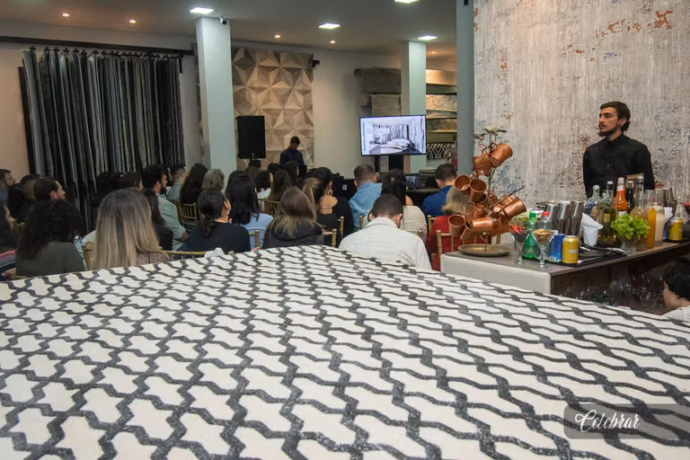 ANIVERSÁRIO de 1 ANO BAZAR IRÃ TAPETES – foto 105