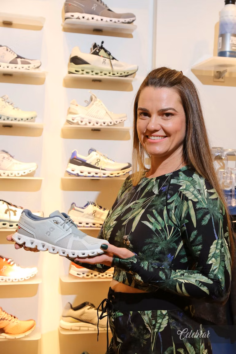 LANÇAMENTO dA coleção V23 Track&Field dourados – foto 37