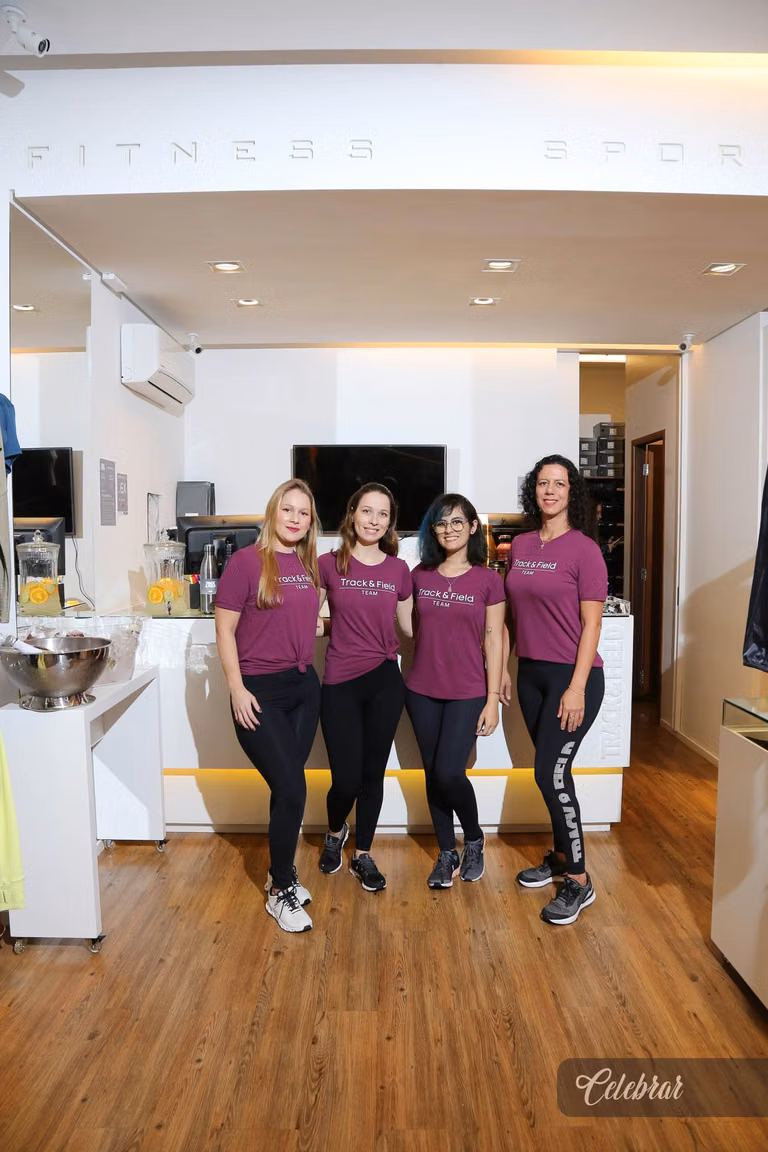 LANÇAMENTO dA coleção V23 Track&Field dourados – foto 54