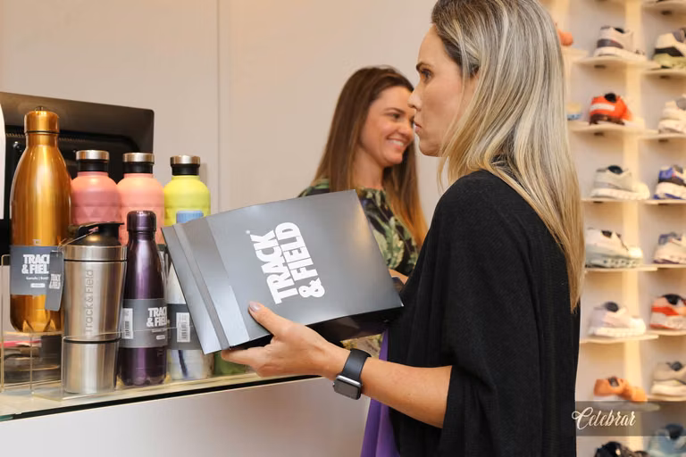 LANÇAMENTO dA coleção V23 Track&Field dourados – foto 89