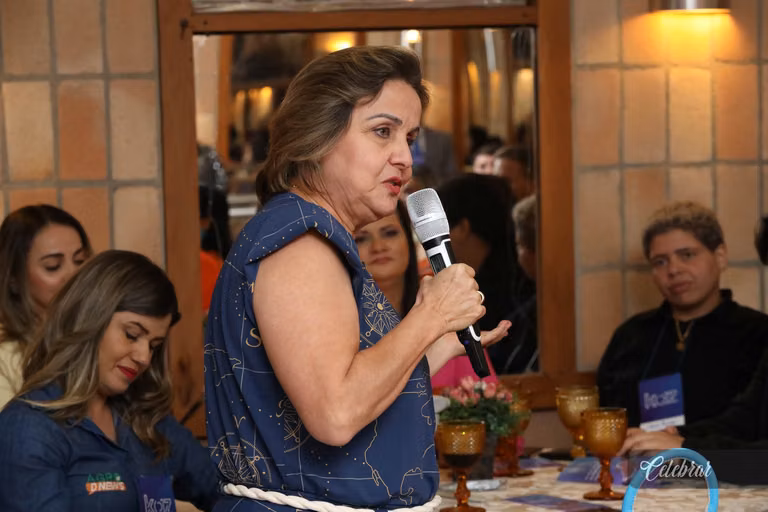 Julia cabral realiza jantar empresarial com  rodadas de negócios – foto 135