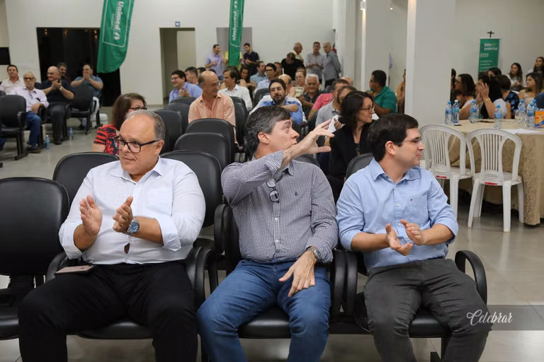 Assembleia geral ordinária unimed dourados – foto 147
