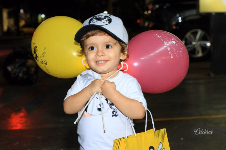 coquetel de lançamento lilica e tigor dourados – foto 68