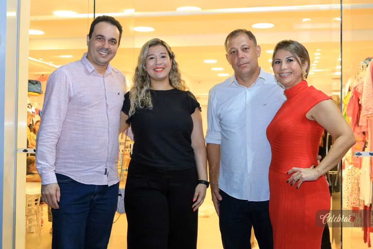 coquetel de lançamento lilica e tigor dourados – foto 73