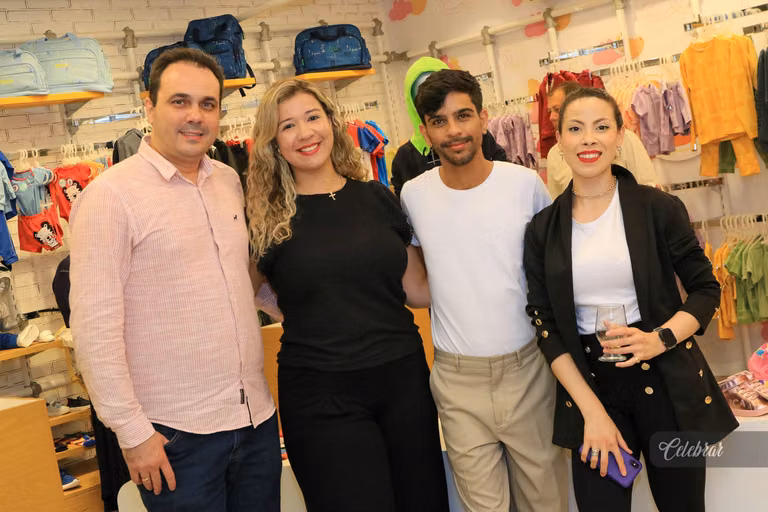 coquetel de lançamento lilica e tigor dourados – foto 84