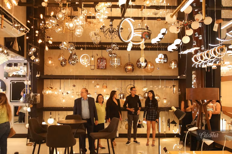 INAUGURAÇÃO CASA DO LED dourados – foto 14