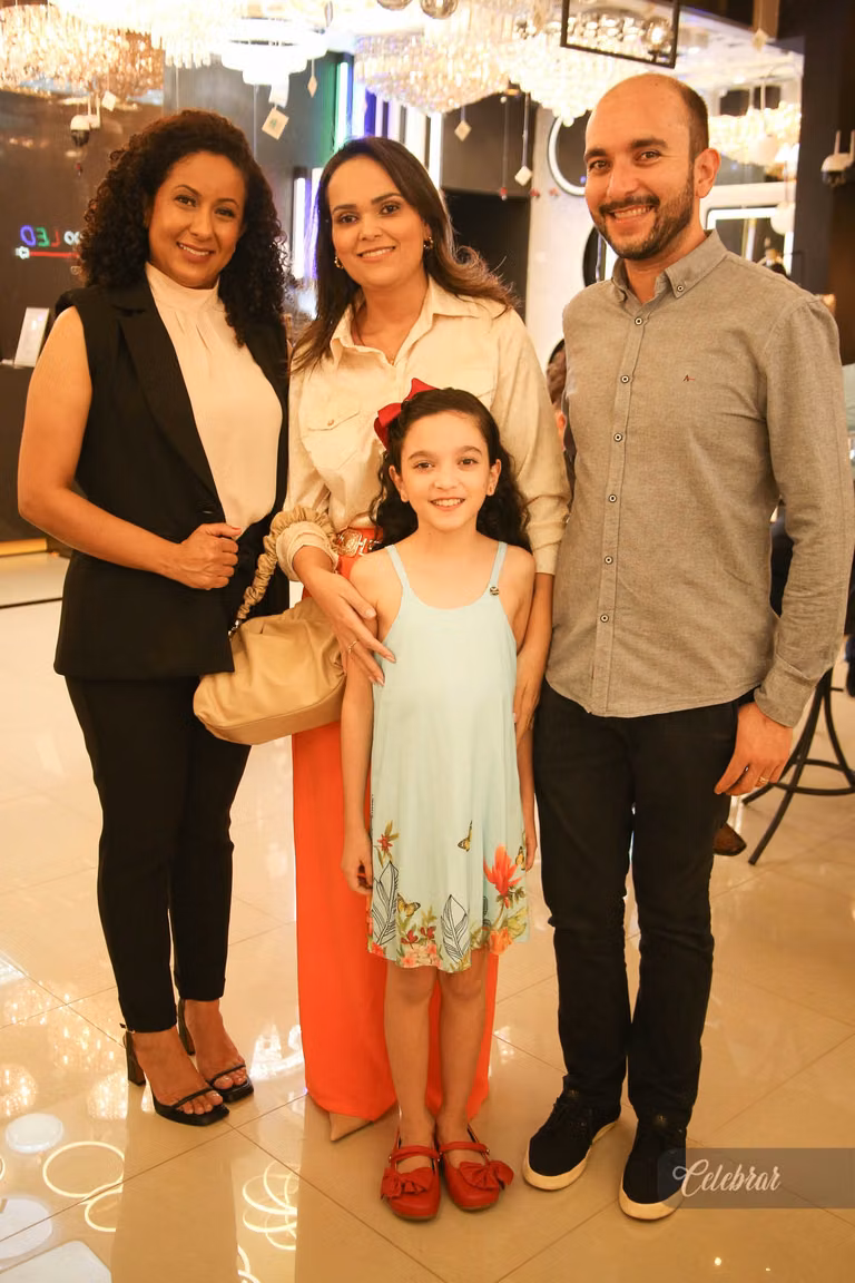 INAUGURAÇÃO CASA DO LED dourados – foto 72