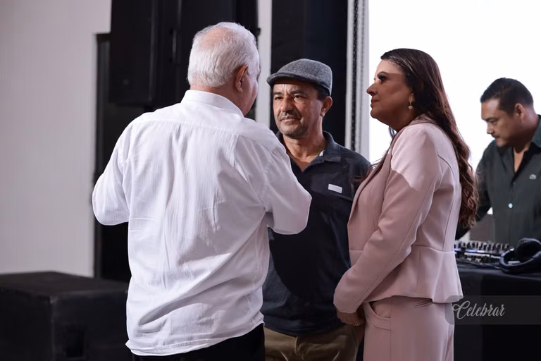 Inauguração branhall – foto 155