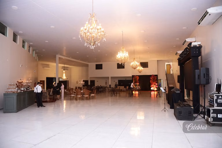 Inauguração branhall – foto 2