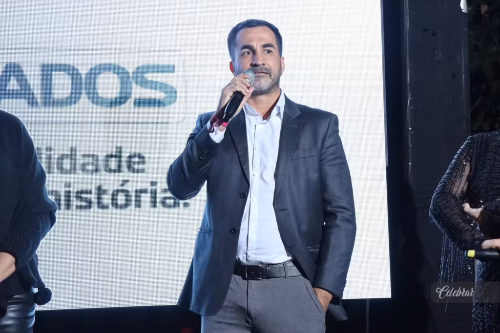 Com 01 prenda, Leilodom arrecada R$ 40 mil para o projeto Edificando Sonhos da AT Arch & Construction no lançamento da 30ª Revista Celebrar