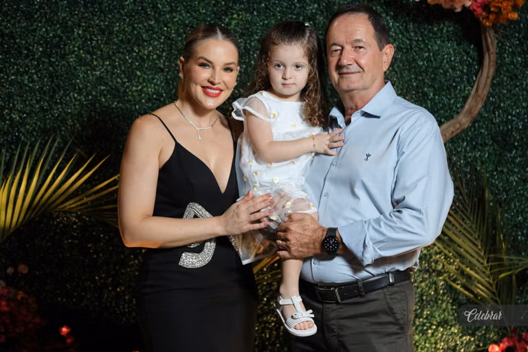 Vanessa parpinelli estética avançada – foto 101
