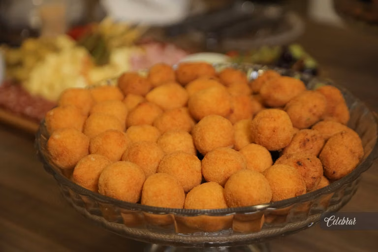 1º Happy Hour Avelino – foto 1