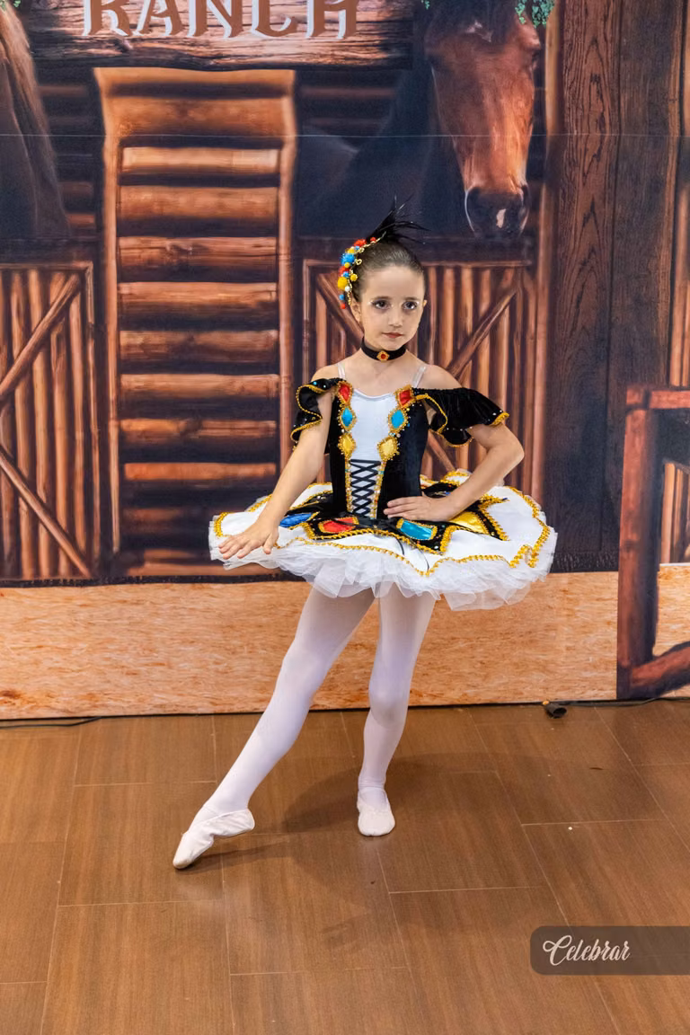 Academia de Dança Maria Ester – foto 44