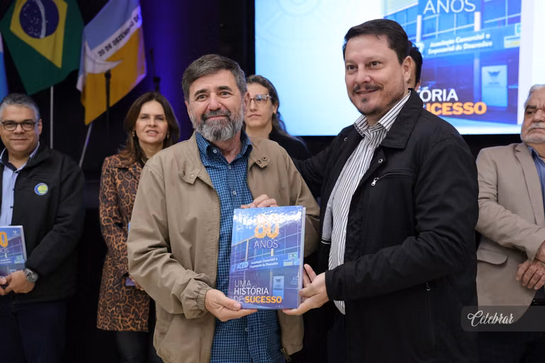 ACED realiza café da manhã especial e lança livro em comemoração aos seus 80 anos – foto 126