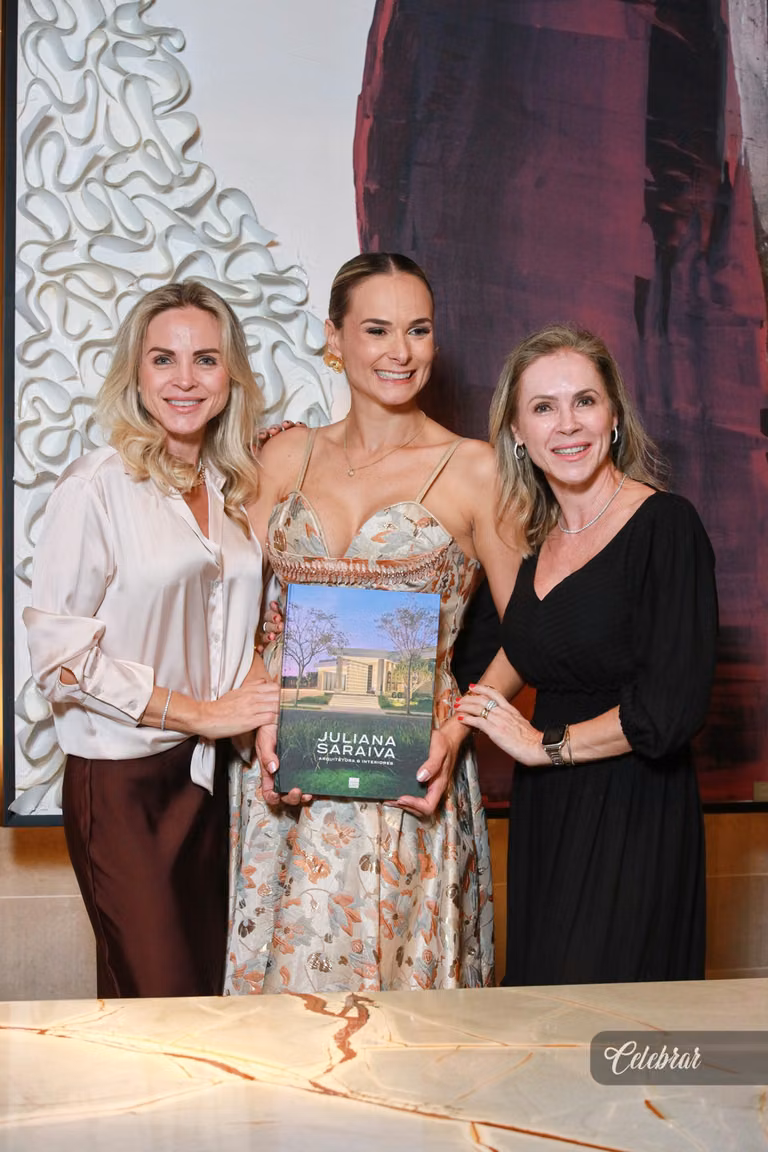 Juliana Saraiva lança seu 2º livro em evento para convidados no Hectares Park & Resort - ÁLBUM 01 – foto 13