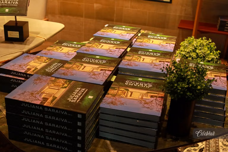 Juliana Saraiva lança seu 2º livro em evento para convidados no Hectares Park & Resort - ÁLBUM 01 – foto 43