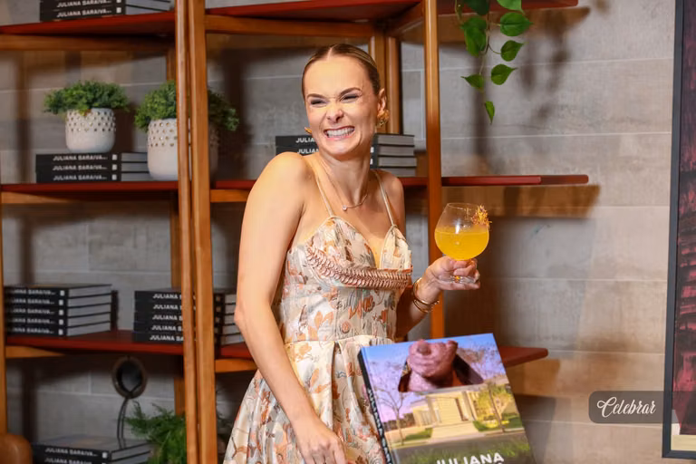 Juliana Saraiva lança seu 2º livro em evento para convidados no Hectares Park & Resort - ÁLBUM 01 – foto 8