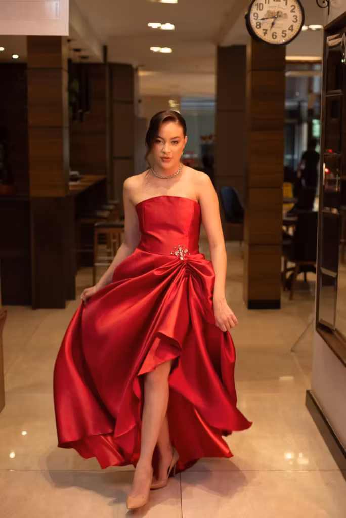 La Fiesta: confira a nova coleção de vestidos de festa assinada por Deva Nonatto