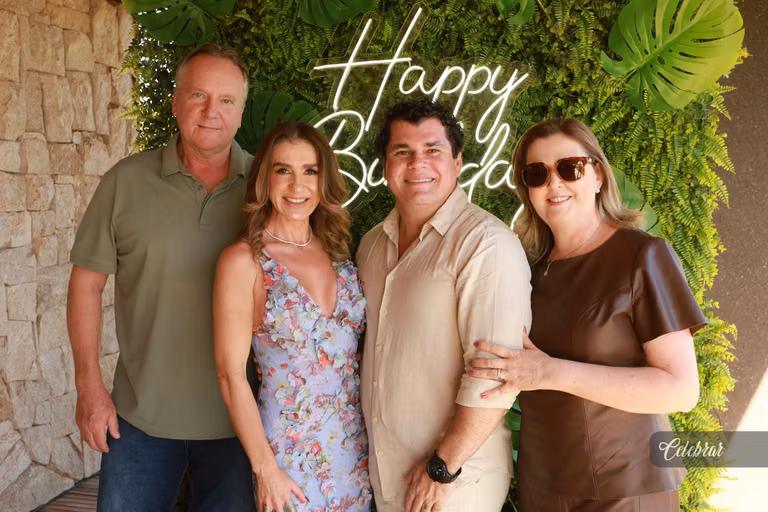 Cristiano Almeida comemora seus 38 anos em um almoço surpresa com amigos e parceiros – foto 125