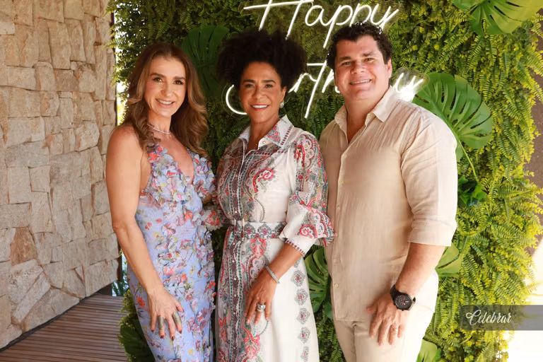 Cristiano Almeida comemora seus 38 anos em um almoço surpresa com amigos e parceiros – foto 129
