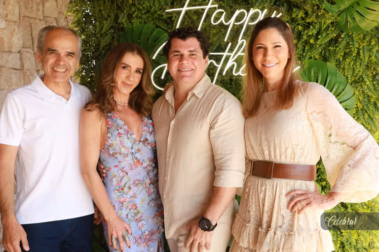 Cristiano Almeida comemora seus 38 anos em um almoço surpresa com amigos e parceiros – foto 165
