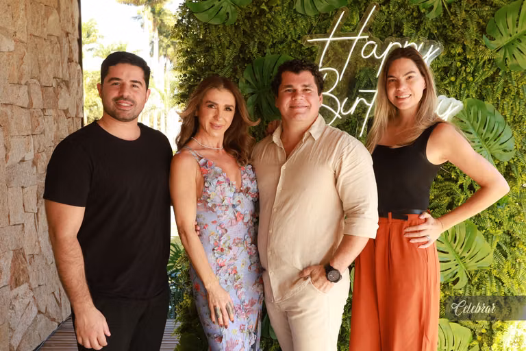 Cristiano Almeida comemora seus 38 anos em um almoço surpresa com amigos e parceiros – foto 210