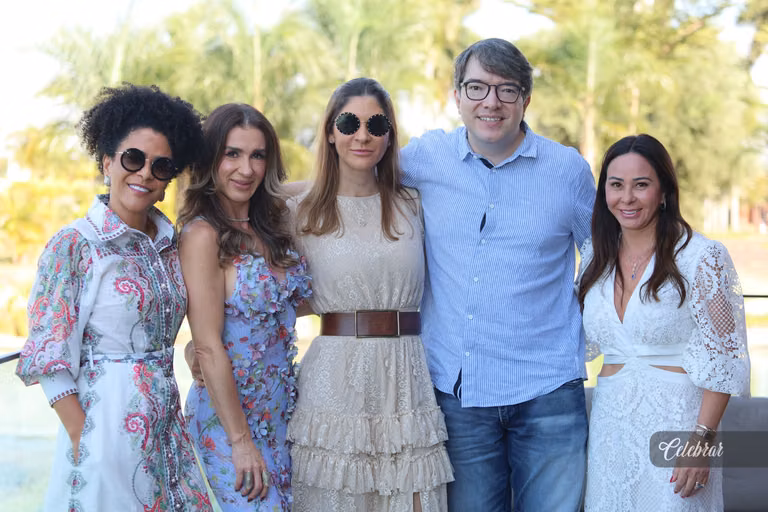 Cristiano Almeida comemora seus 38 anos em um almoço surpresa com amigos e parceiros – foto 217