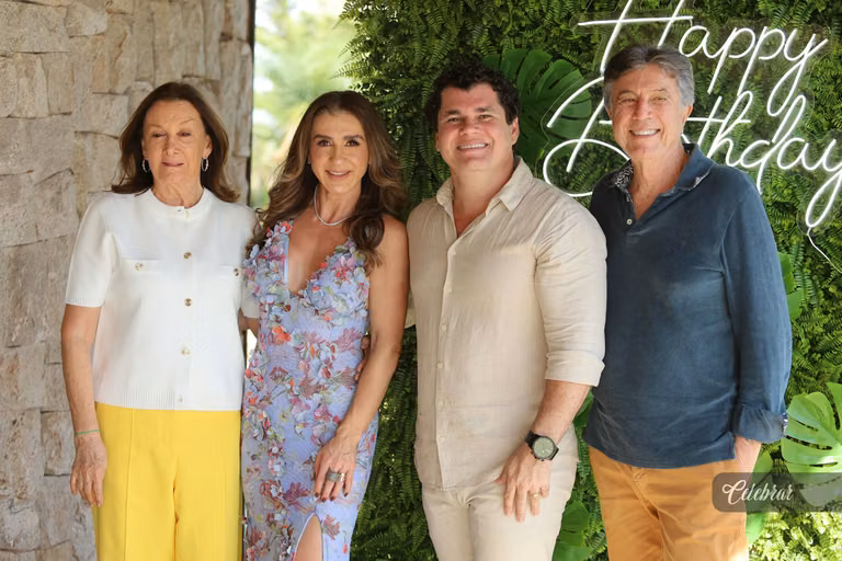 Cristiano Almeida comemora seus 38 anos em um almoço surpresa com amigos e parceiros – foto 220