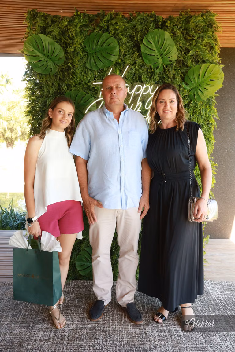 Cristiano Almeida comemora seus 38 anos em um almoço surpresa com amigos e parceiros – foto 71