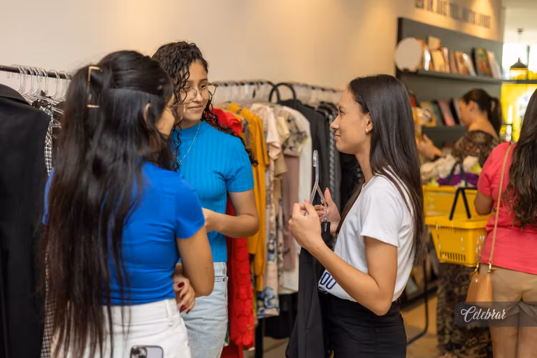 Moda, novidades e comemoração: Peça Rara celebra 04 anos em Dourados – foto 37