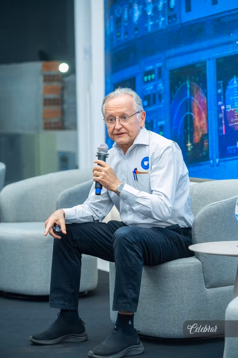 Networking e inspiração marcam a 2ª edição do Café com Negócios com o tema “Liderança que Gera Resultados” – foto 172