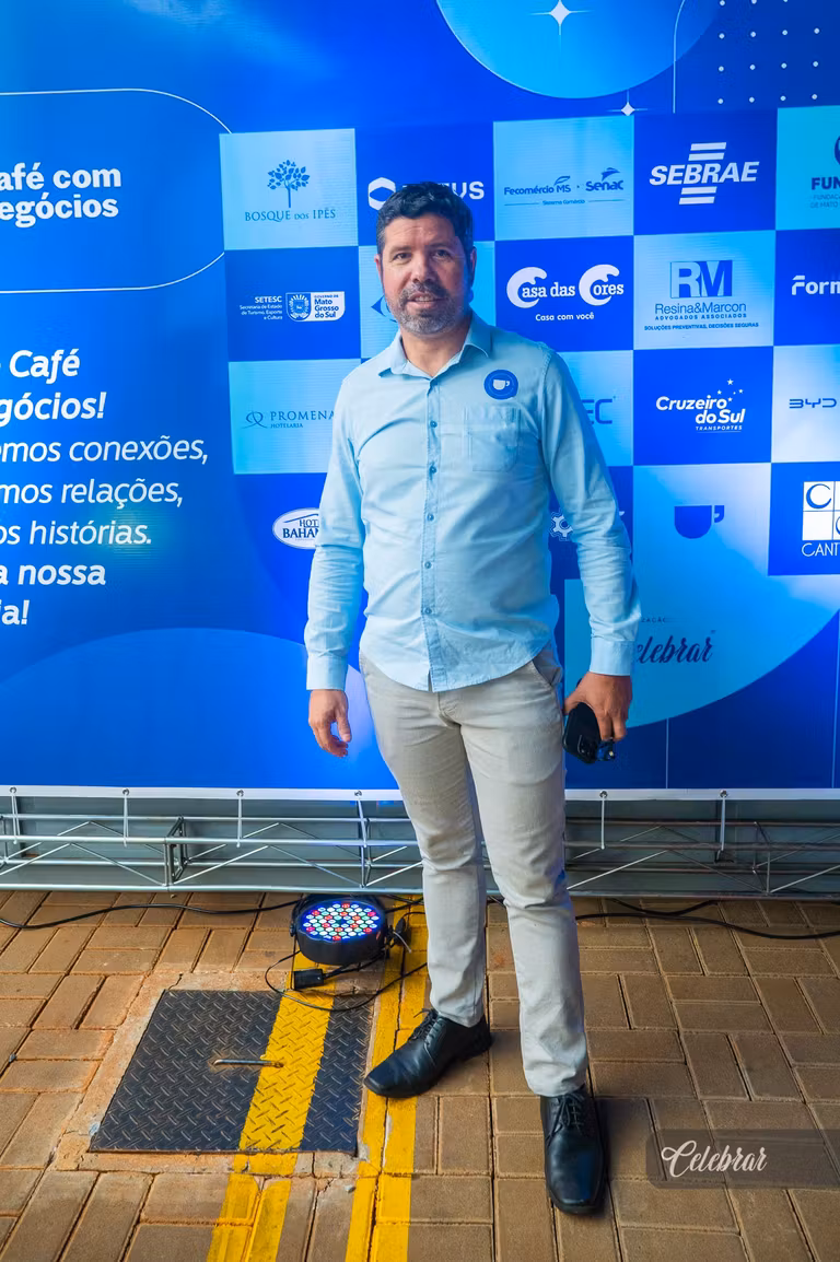Networking e inspiração marcam a 2ª edição do Café com Negócios com o tema “Liderança que Gera Resultados” – foto 49