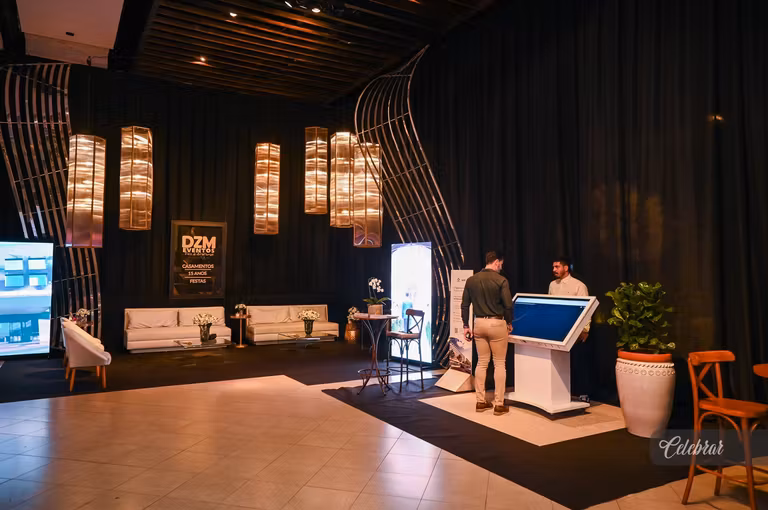 Confira as primeiras fotos da Masterclass “O Mercado de Luxo – Edição Especial Dourados”, com Carlos Ferreirinha – foto 11