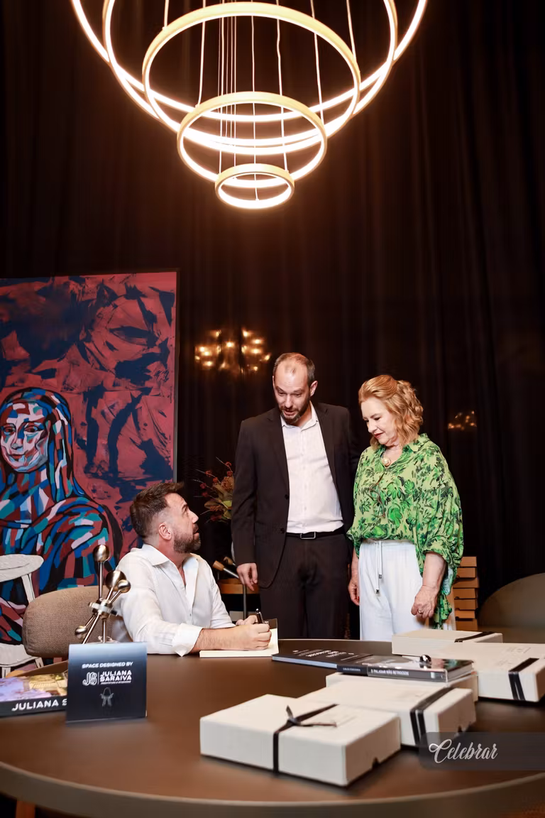 Veja mais registros da Masterclass “O Mercado de Luxo – Edição Especial Dourados”, com Carlos Ferreirinha – foto 163