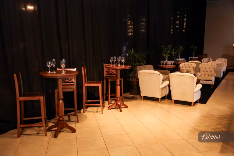 Veja mais registros da Masterclass “O Mercado de Luxo – Edição Especial Dourados”, com Carlos Ferreirinha – foto 218