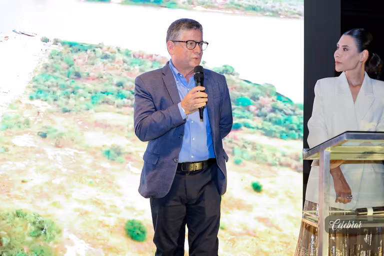 Veja mais registros da Masterclass “O Mercado de Luxo – Edição Especial Dourados”, com Carlos Ferreirinha – foto 248