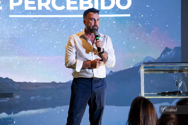 Veja mais registros da Masterclass “O Mercado de Luxo – Edição Especial Dourados”, com Carlos Ferreirinha – foto 262